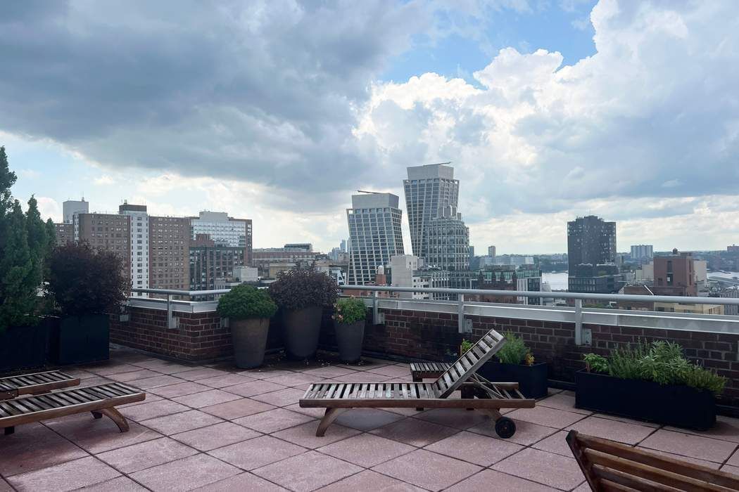 Real estate property located at 360 22nd #8D, New York, Chelsea, New York City, NY, US