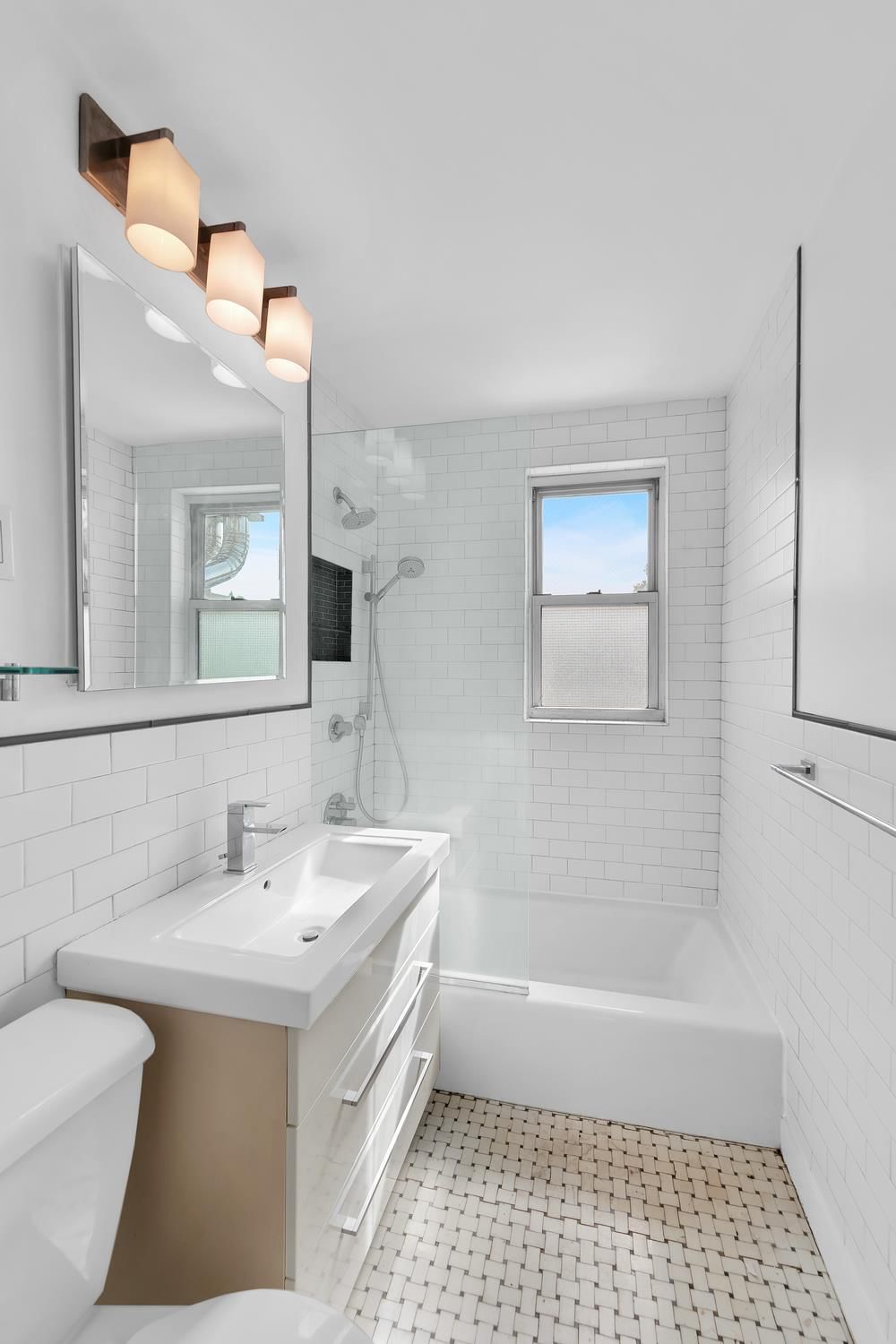 Real estate property located at 135 Willow #804, Kings, Brooklyn Heights, New York City, NY, US