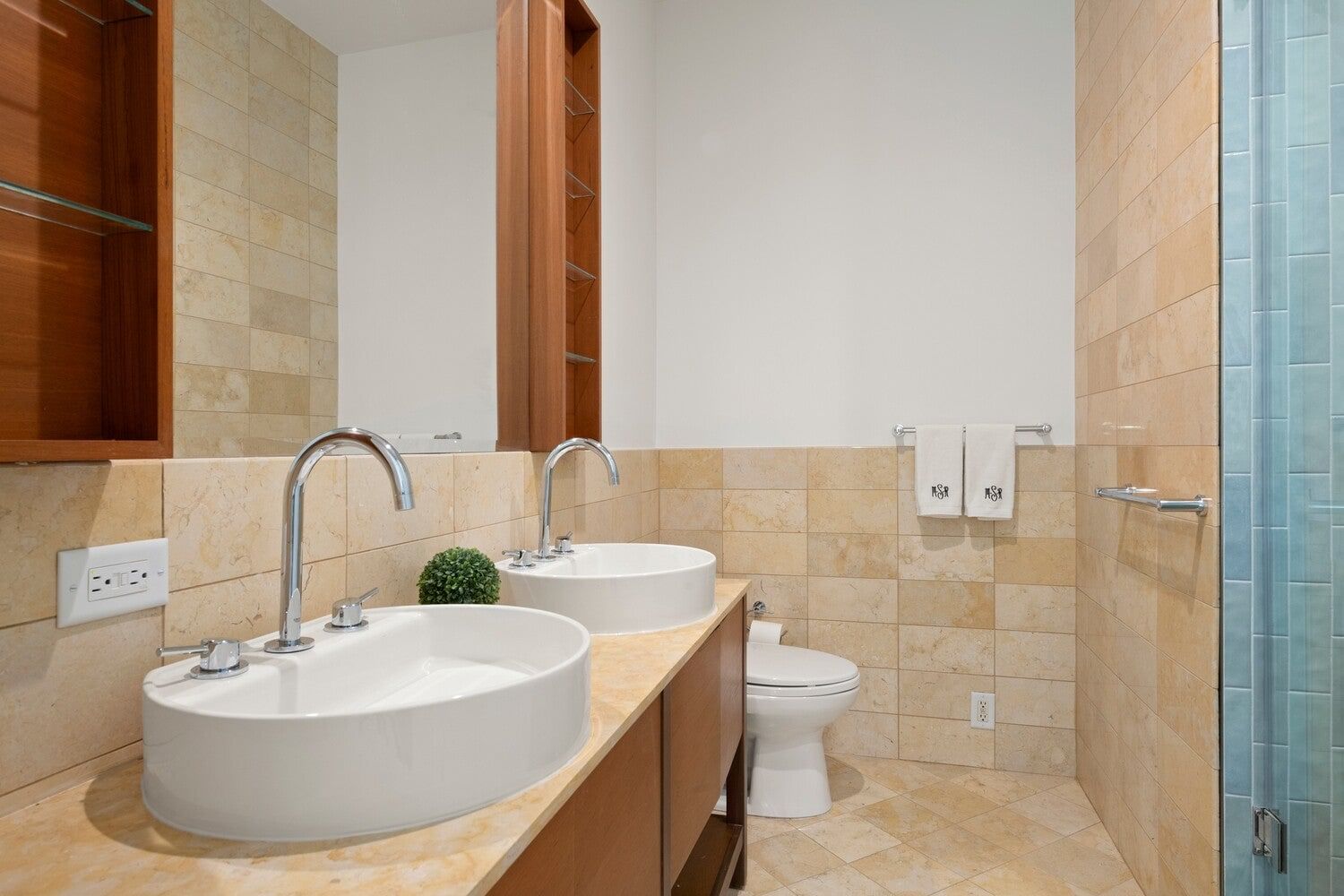 Real estate property located at 250 49TH #12D, New York, Turtle Bay, New York City, NY, US