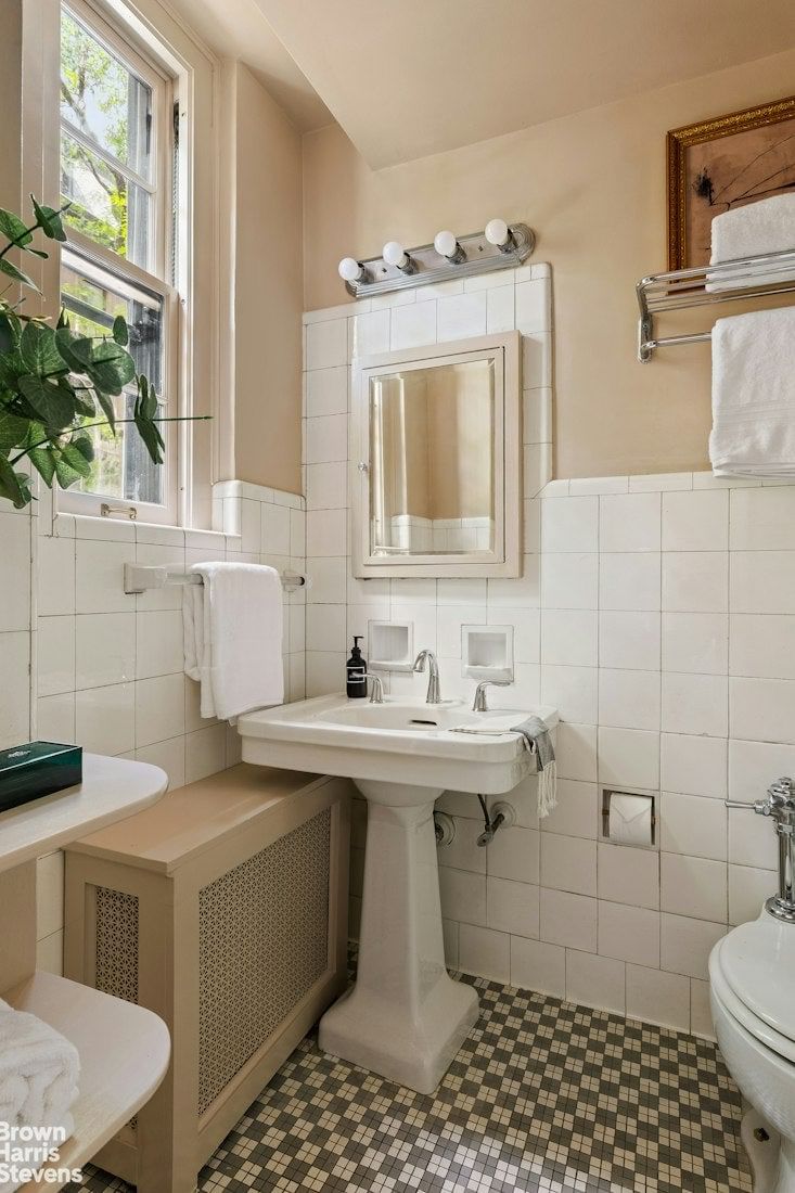 Real estate property located at 1 PIERREPONT #1A, Kings, Brooklyn Heights, New York City, NY, US