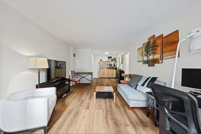 Real estate property located at 321 48TH #9D, New York, Turtle Bay, New York City, NY, US