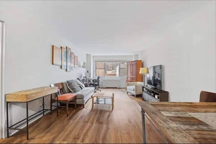 Real estate property located at 321 48TH #9D, New York, Turtle Bay, New York City, NY, US