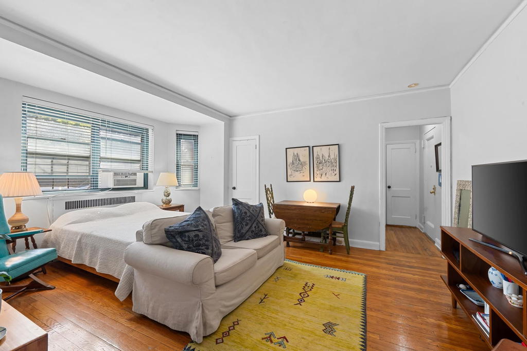 Real estate property located at 34-20 79th #1, Queens, Jackson Heights, New York City, NY, US
