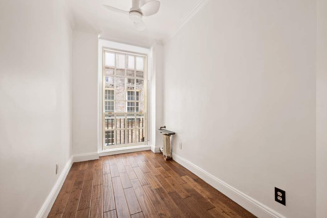 Real estate property located at 517 77th #2G, New York, Upper East Side, New York City, NY, US