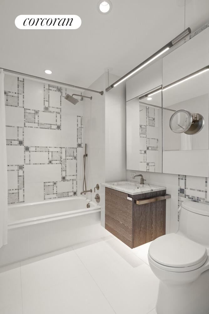 Real estate property located at 1 CITY #27J, Kings, Downtown Brooklyn, New York City, NY, US
