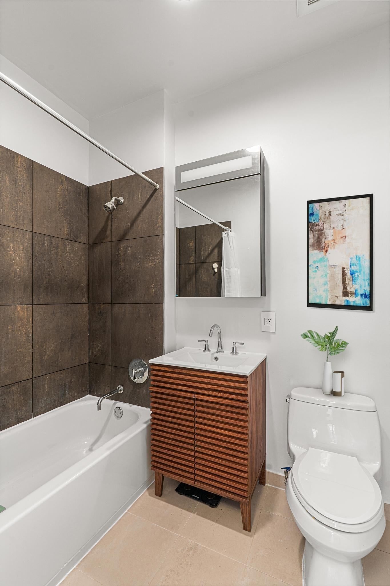 Real estate property located at 184 Kent D319, Kings, Williamsburg, New York City, NY, US