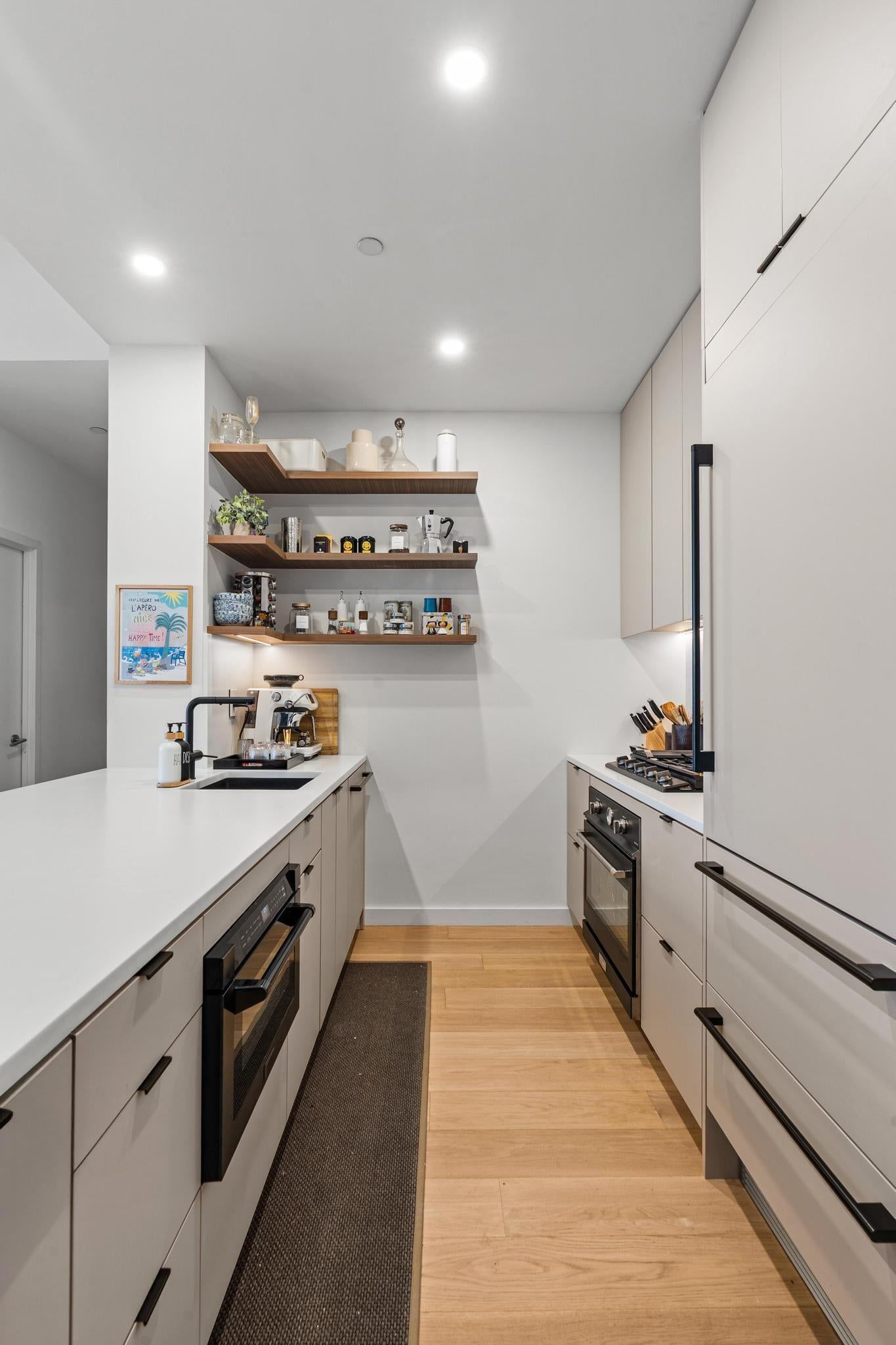 Real estate property located at 184 Kent D319, Kings, Williamsburg, New York City, NY, US