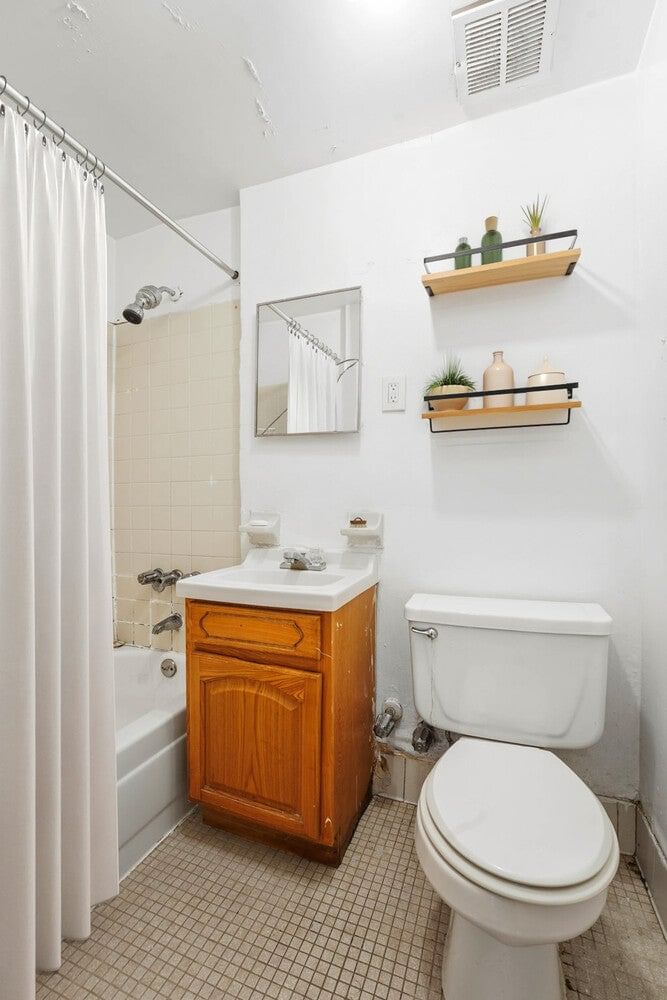 Real estate property located at 424 115TH #2B, New York, East Harlem, New York City, NY, US