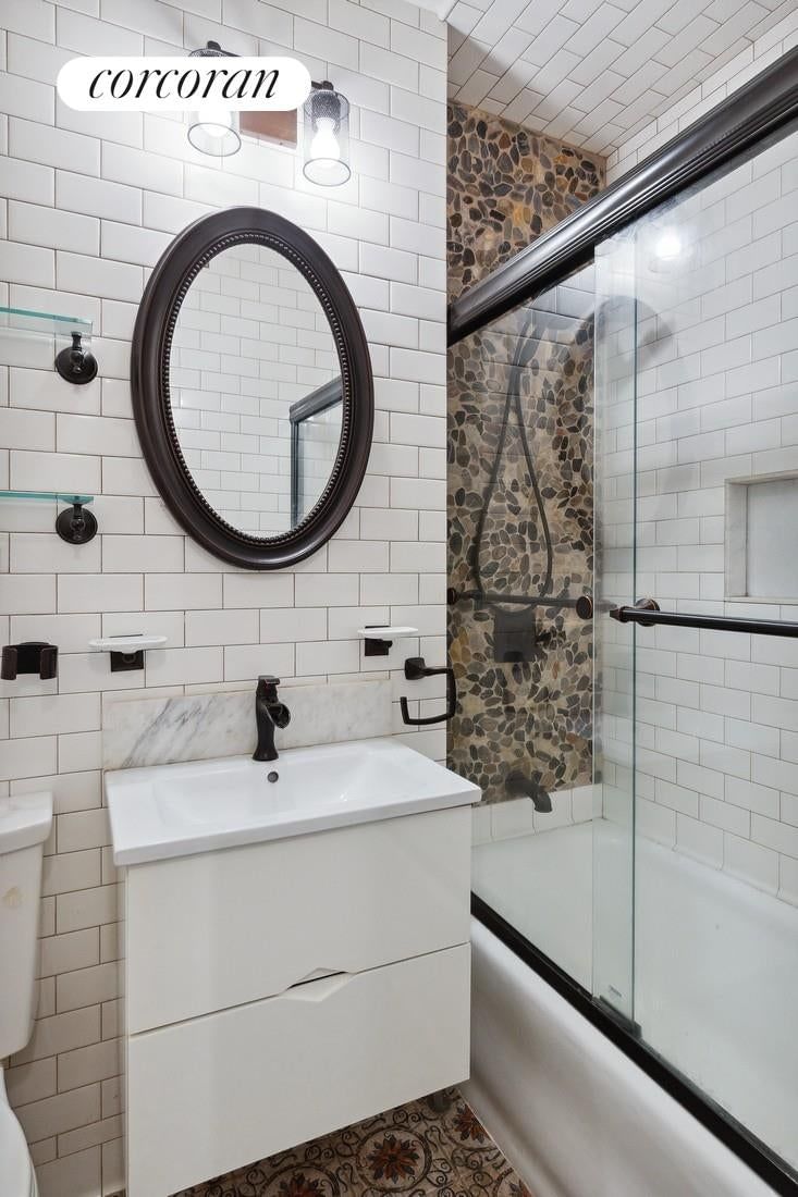 Real estate property located at 24 5TH #921, New York, Greenwich Village, New York City, NY, US