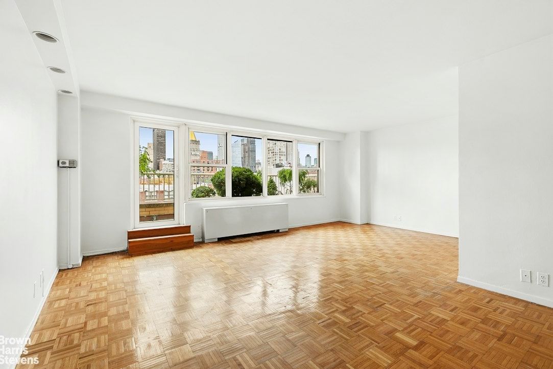 Real estate property located at 305 24TH #18S, New York, Kips Bay, New York City, NY, US