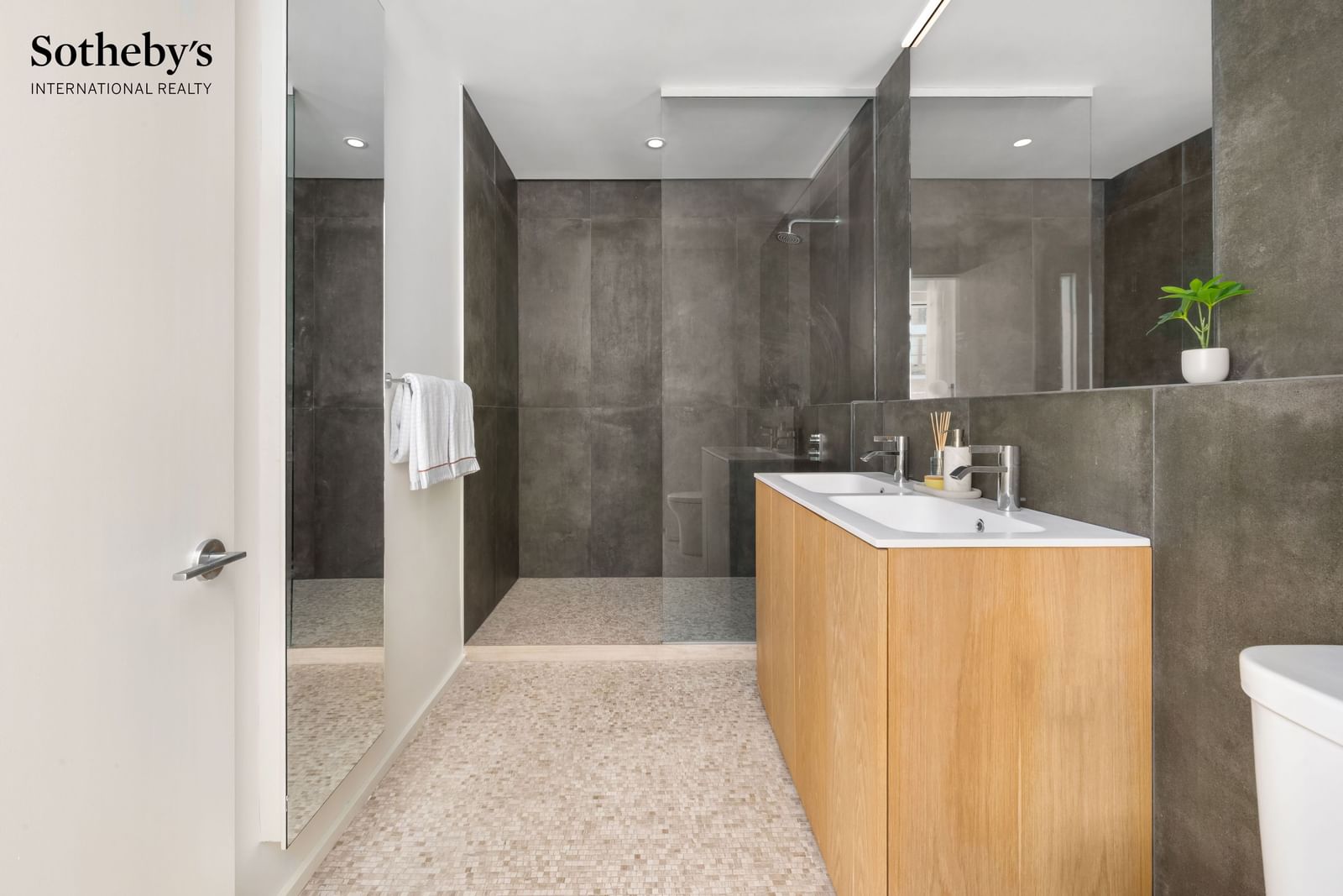 Real estate property located at 168 Plymouth #3D, Kings, Dumbo, New York City, NY, US