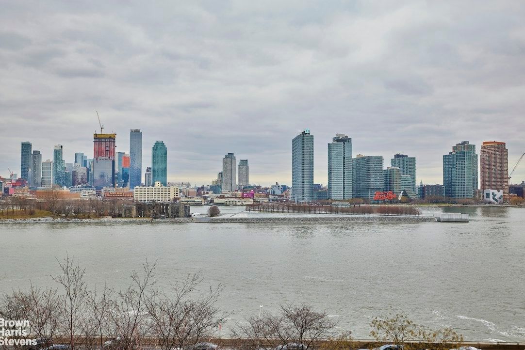 Real estate property located at 1 BEEKMAN #705, New York, Beekman, New York City, NY, US