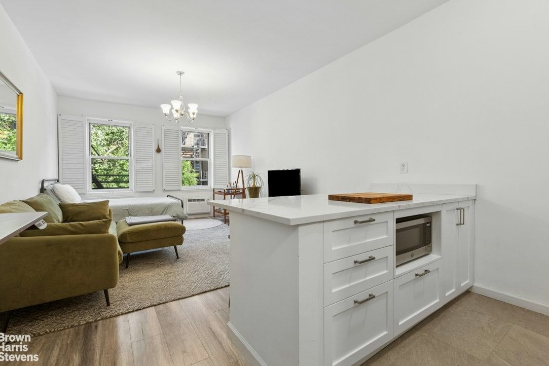 Real estate property located at 330 83RD #2G, New York, Yorkville, New York City, NY, US