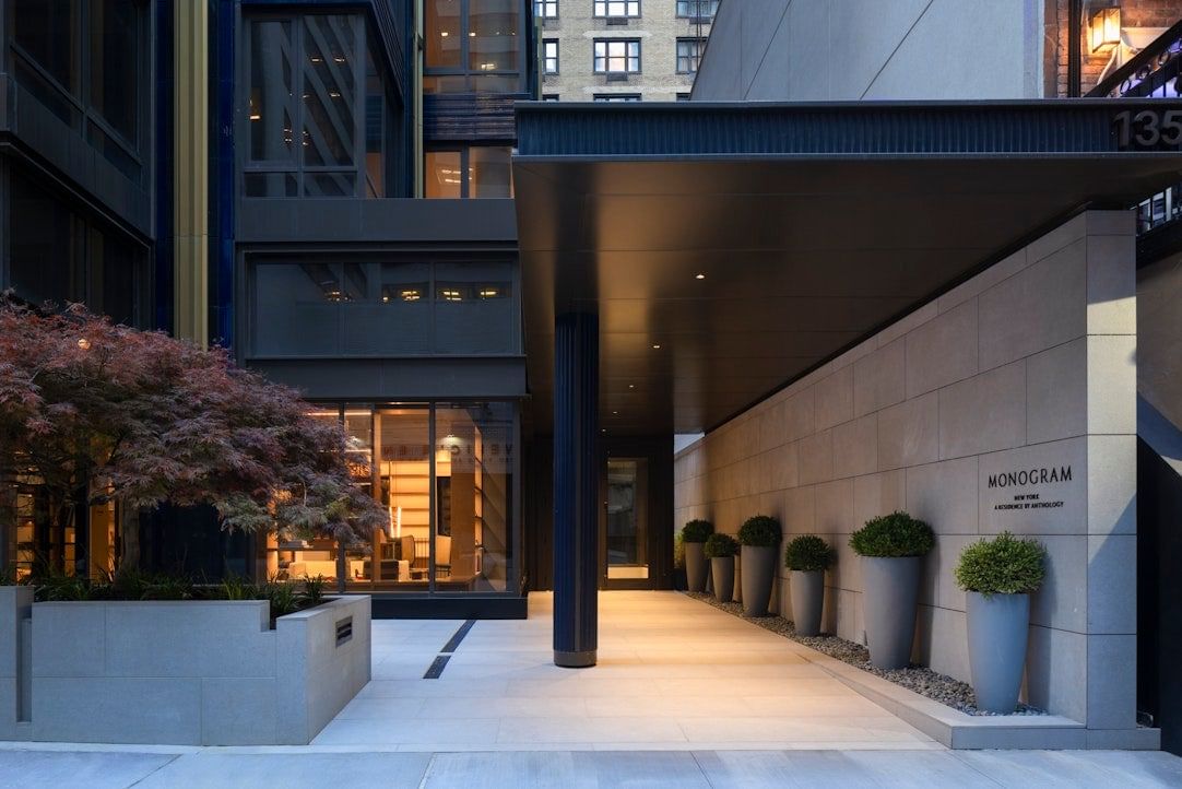 Real estate property located at 135 47TH #23F, New York, Turtle Bay, New York City, NY, US