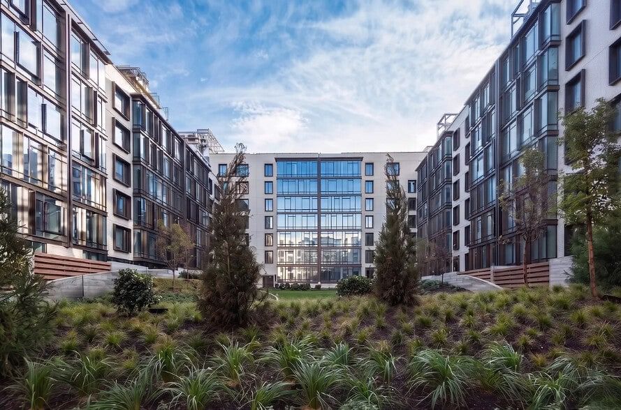 Real estate property located at 429 KENT #901, Kings, Williamsburg, New York City, NY, US