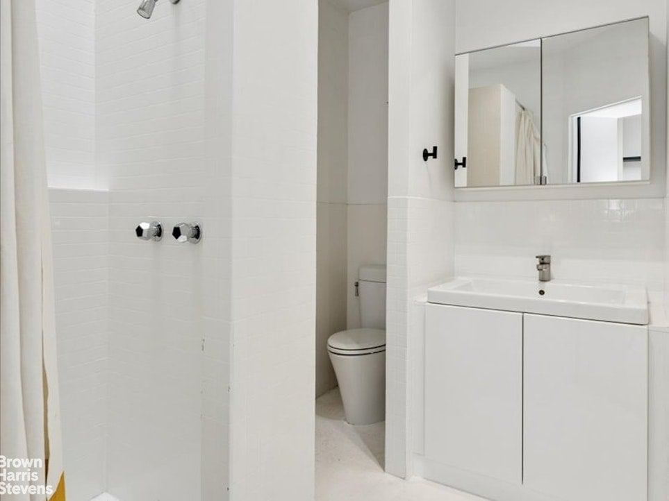 Real estate property located at 331 VANDERBILT, Kings, Clinton Hill, New York City, NY, US