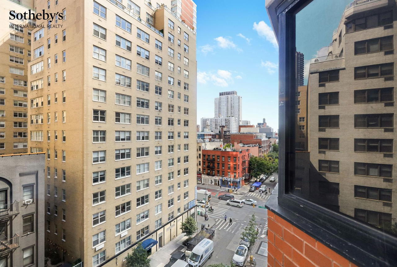 Real estate property located at 330 75th #7K, New York, Lenox Hill, New York City, NY, US