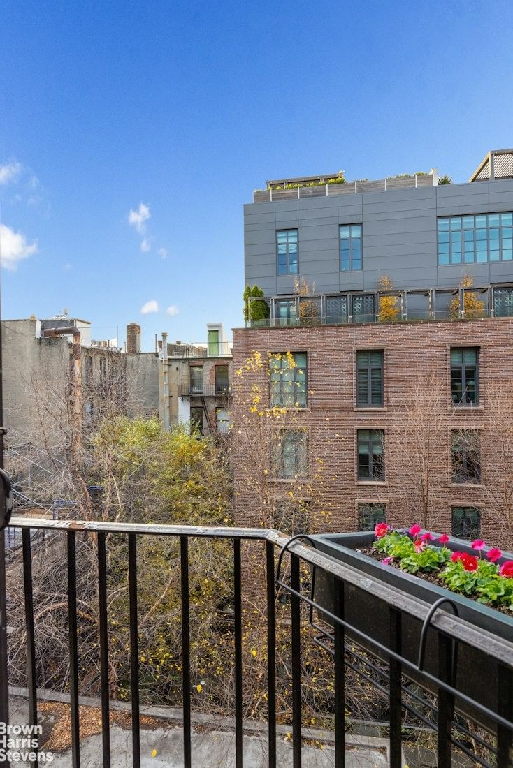 Real estate property located at 211 THOMPSON #4A, New York, Greenwich Village, New York City, NY, US