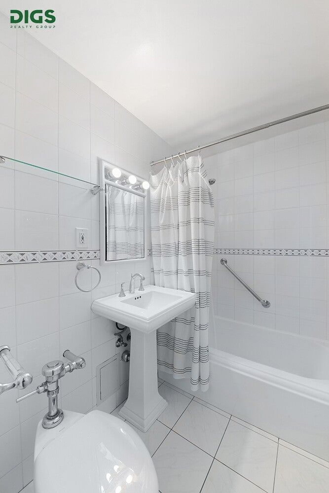 Real estate property located at 235 70TH #1D, New York, Lincoln Square, New York City, NY, US