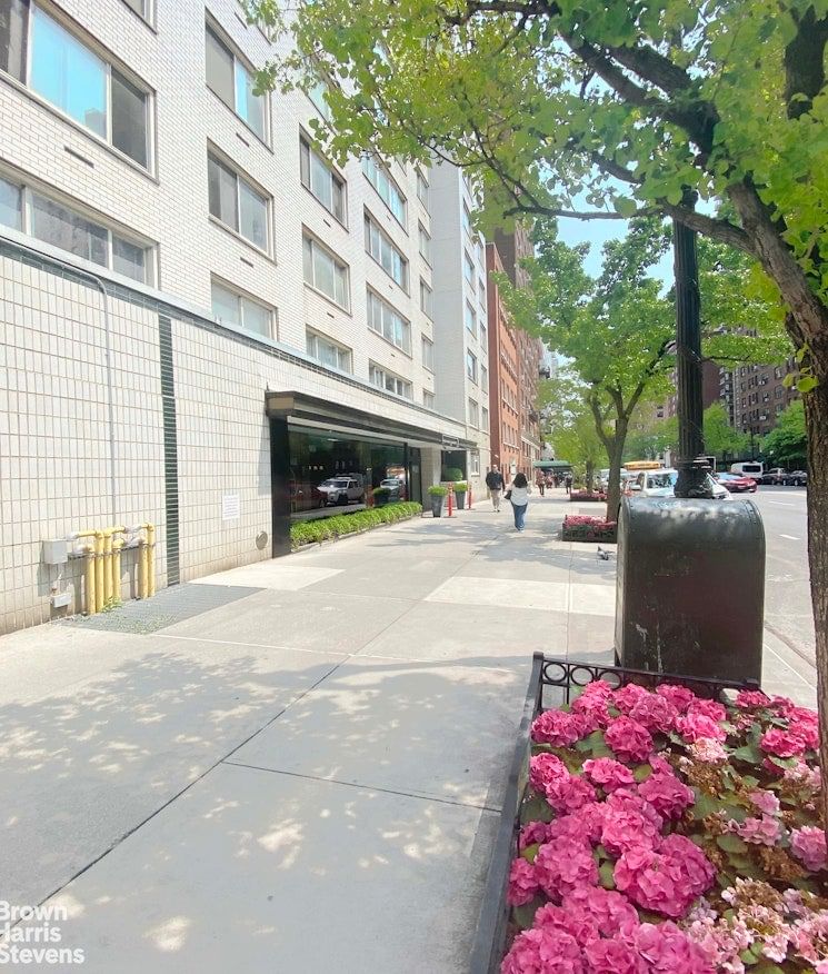 Real estate property located at 401 86TH #10C, New York, Yorkville, New York City, NY, US