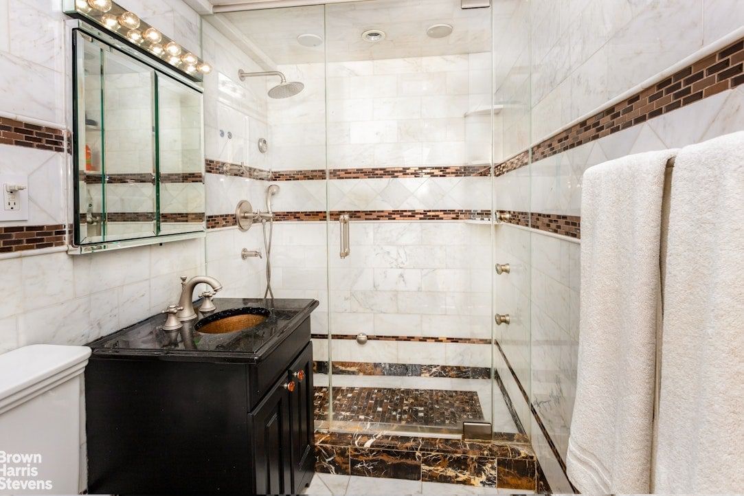 Real estate property located at 401 86TH #10C, New York, Yorkville, New York City, NY, US
