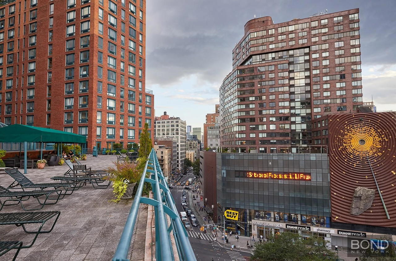 Real estate property located at 1 Irving V16D, New York, Gramercy Park, New York City, NY, US