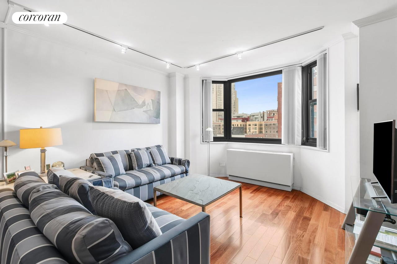 Real estate property located at 200 90TH #12G, New York, Yorkville, New York City, NY, US