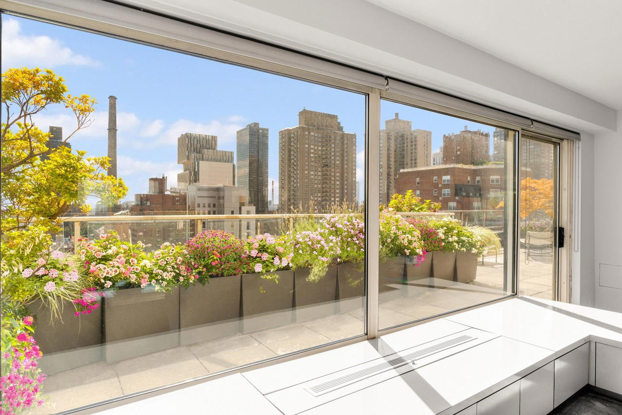 Real estate property located at 370 76TH A1808, New York, Lenox Hill, New York City, NY, US
