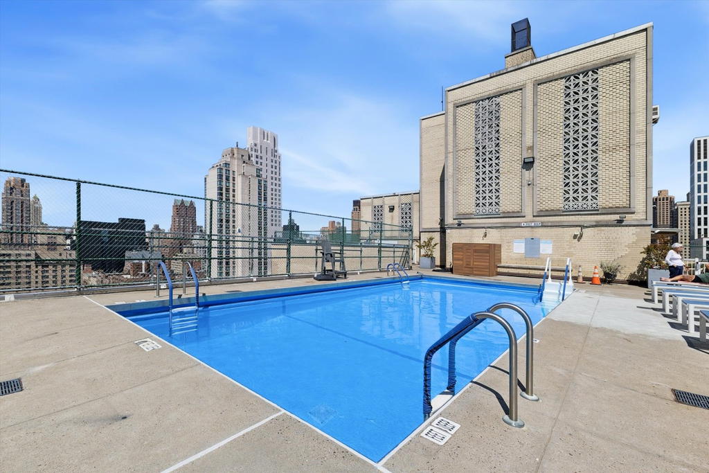 Real estate property located at 370 76TH A1808, New York, Lenox Hill, New York City, NY, US