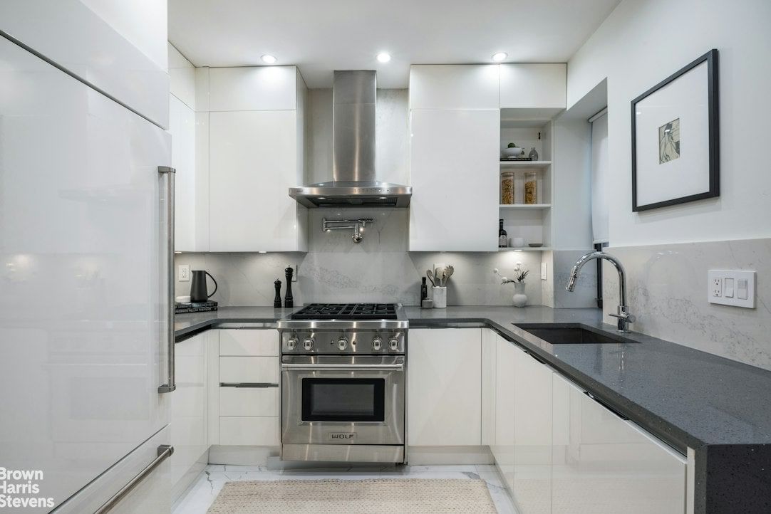 Real estate property located at 56 87TH #4D, New York, Carnegie Hill, New York City, NY, US