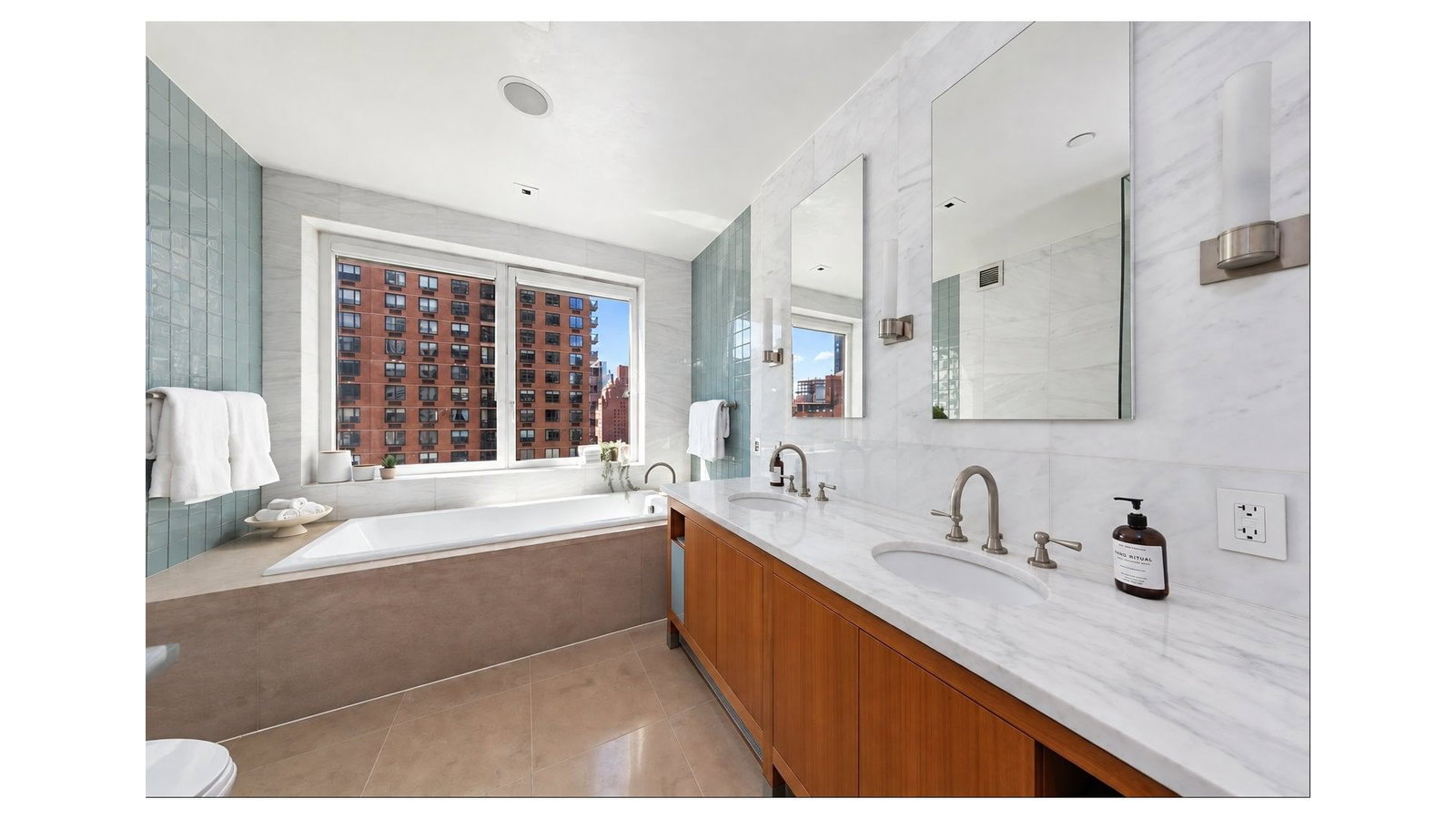 Real estate property located at 300 55TH #11D, New York, Sutton Place, New York City, NY, US