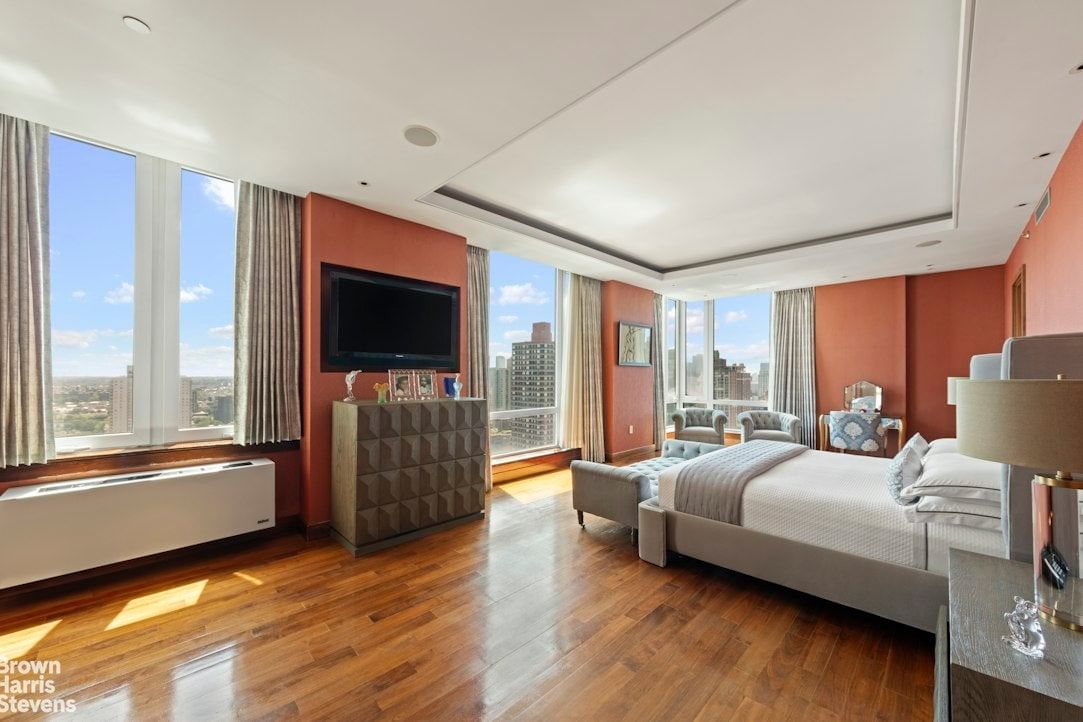 Real estate property located at 300 77TH PH2/3, New York, Lenox Hill, New York City, NY, US