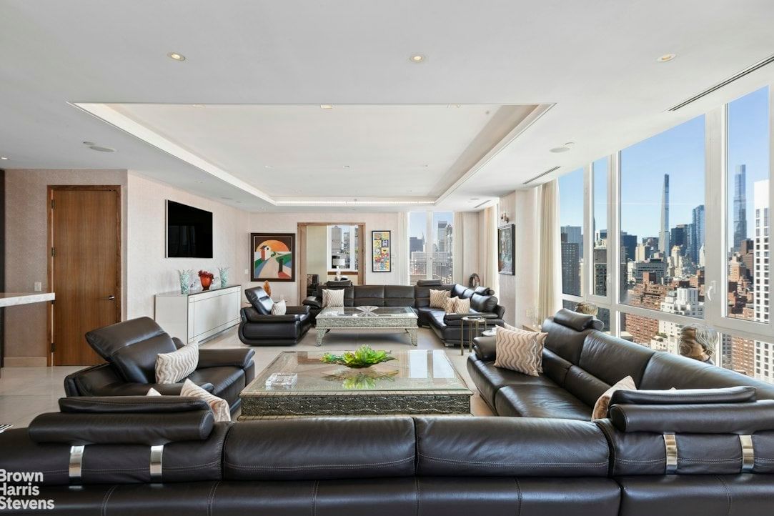 Real estate property located at 300 77TH PH2/3, New York, Lenox Hill, New York City, NY, US