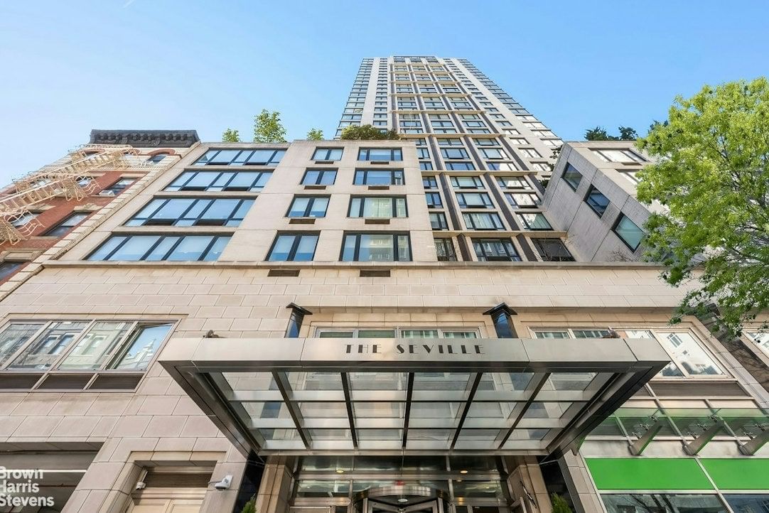 Real estate property located at 300 77TH PH2/3, New York, Lenox Hill, New York City, NY, US
