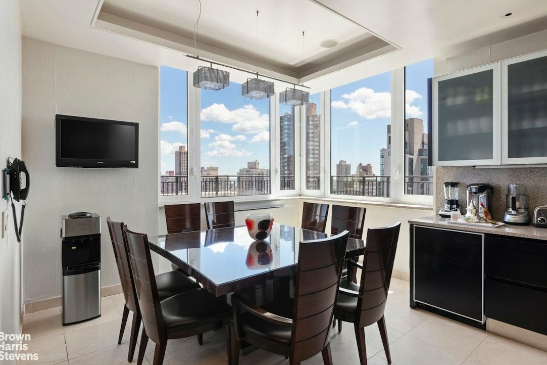 Real estate property located at 300 77TH PH2/3, New York, Lenox Hill, New York City, NY, US