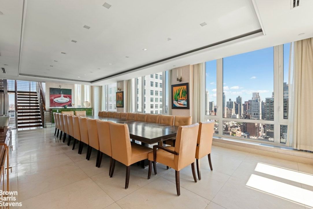 Real estate property located at 300 77TH PH2/3, New York, Lenox Hill, New York City, NY, US