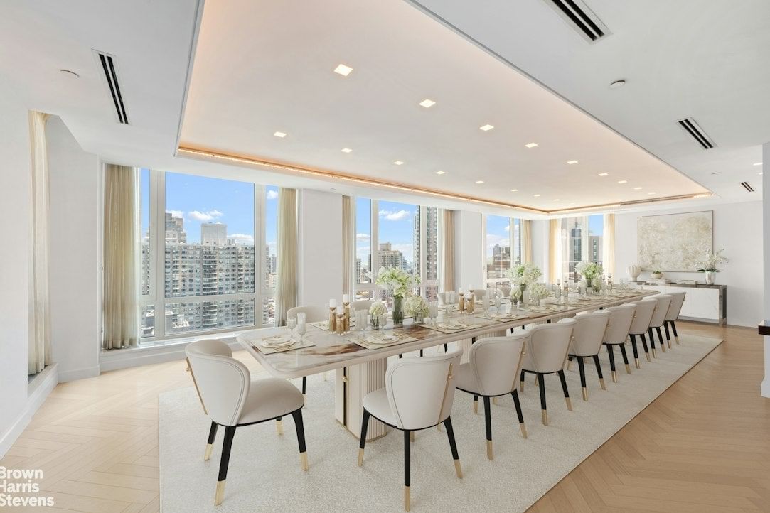 Real estate property located at 300 77TH PH2/3, New York, Lenox Hill, New York City, NY, US
