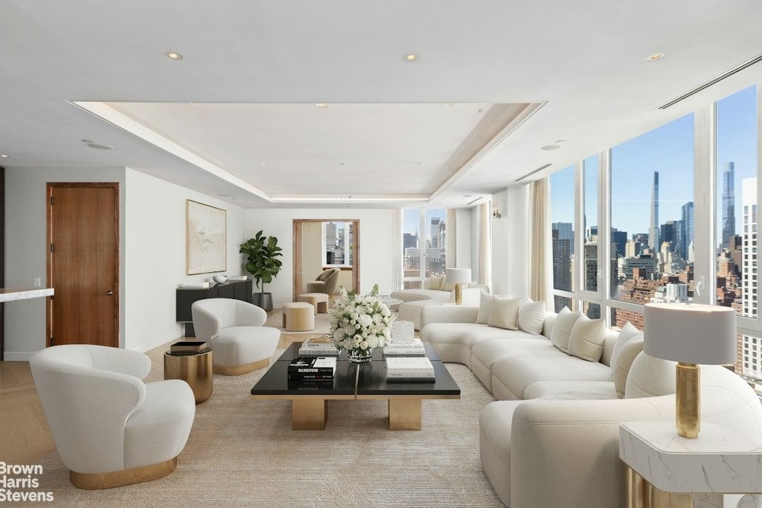 Real estate property located at 300 77TH PH2/3, New York, Lenox Hill, New York City, NY, US