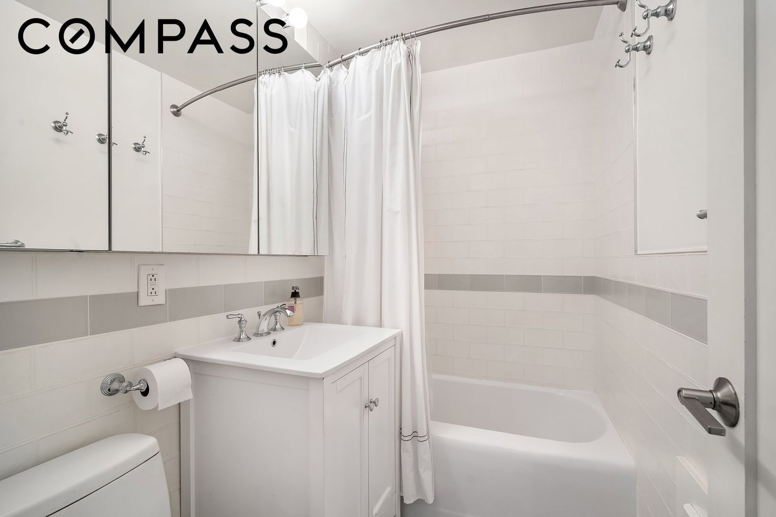 Real estate property located at 501 79th #11E, New York, Upper East Side, New York City, NY, US