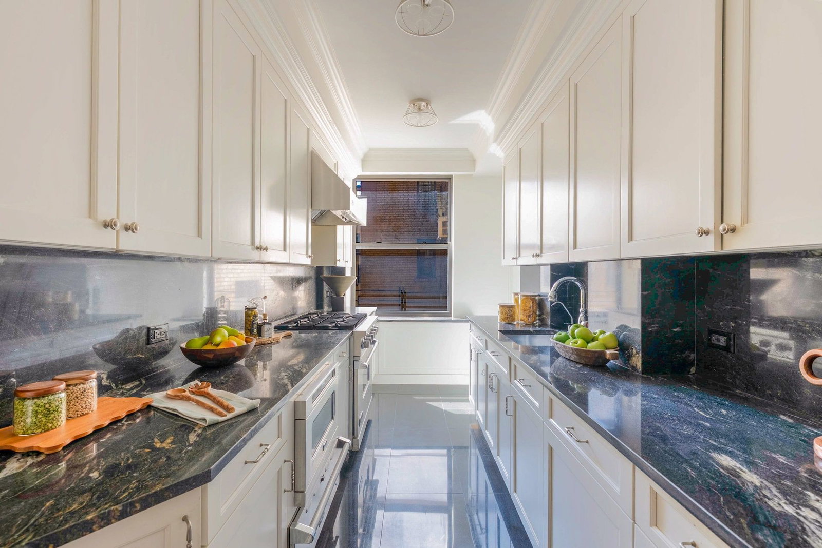 Real estate property located at 1050 PARK #13C, New York, Carnegie Hill, New York City, NY, US