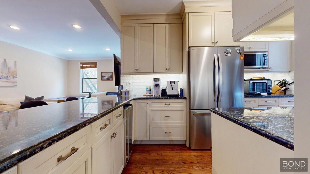 Real estate property located at 110-45 71st #3H, Queens, Forest Hills, New York City, NY, US