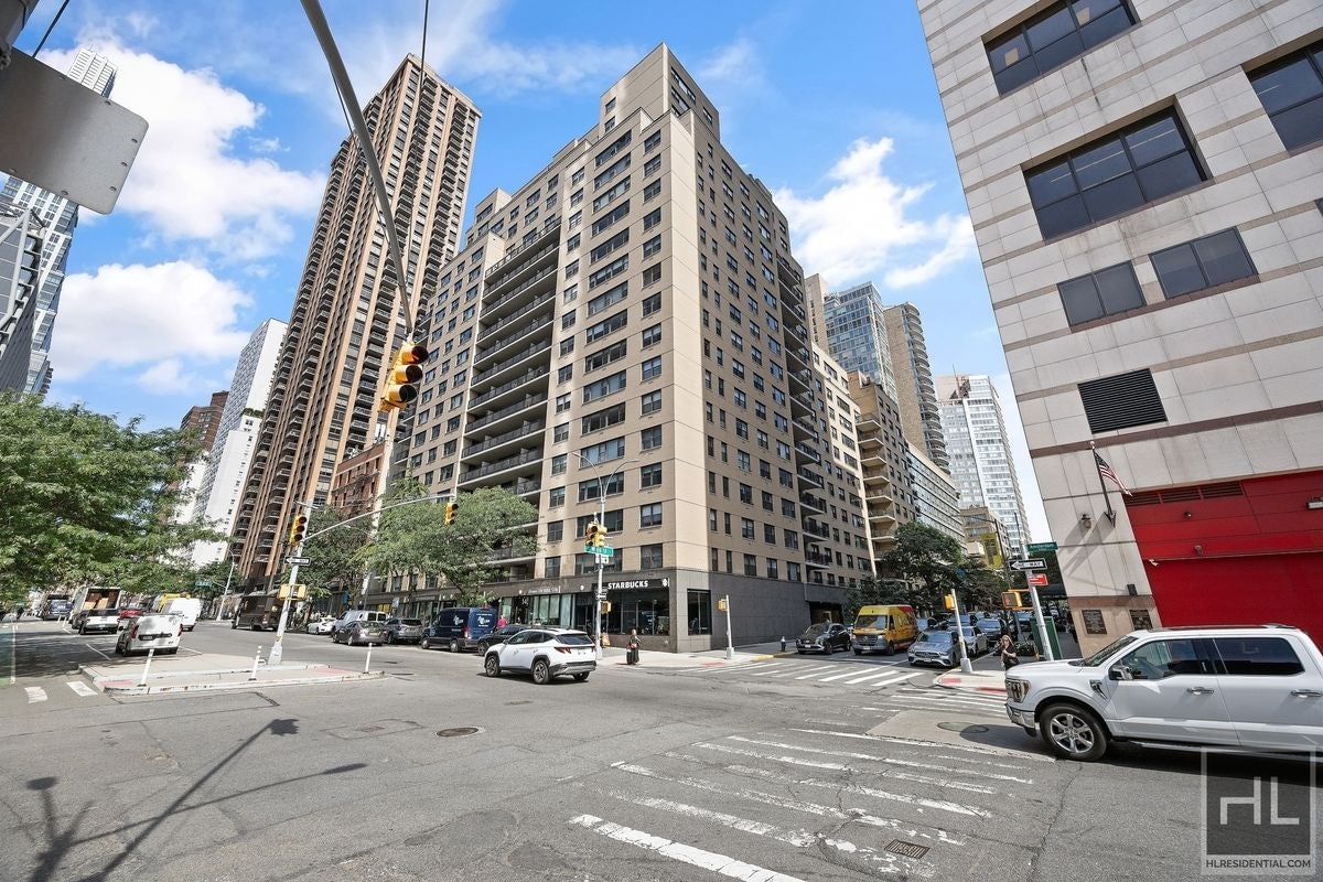 Real estate property located at 165 66th #6H, New York, Midtown West, New York City, NY, US