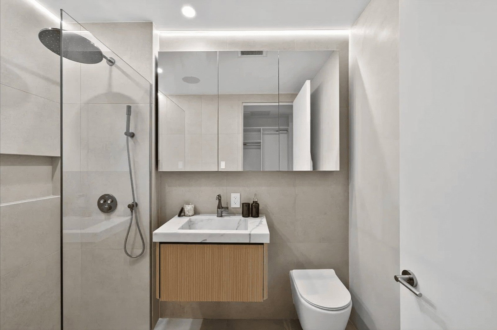 Real estate property located at 1110 Manhattan #2, Kings, Greenpoint, New York City, NY, US