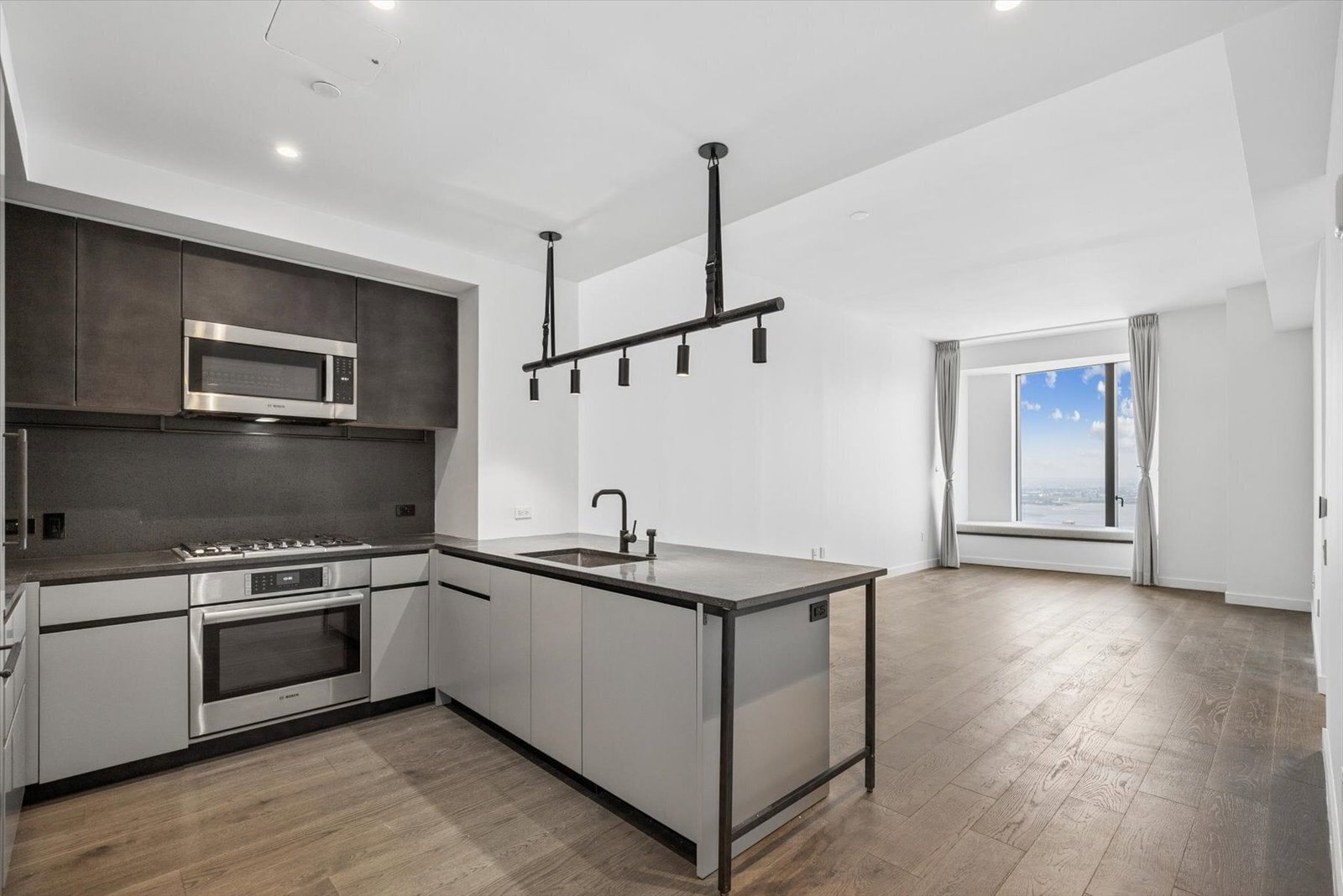 Real estate property located at 11 Hoyt #55K, Kings, Downtown Brooklyn, New York City, NY, US