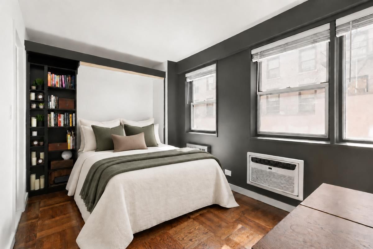 Real estate property located at 404 66th #4-C, New York, Upper East Side, New York City, NY, US