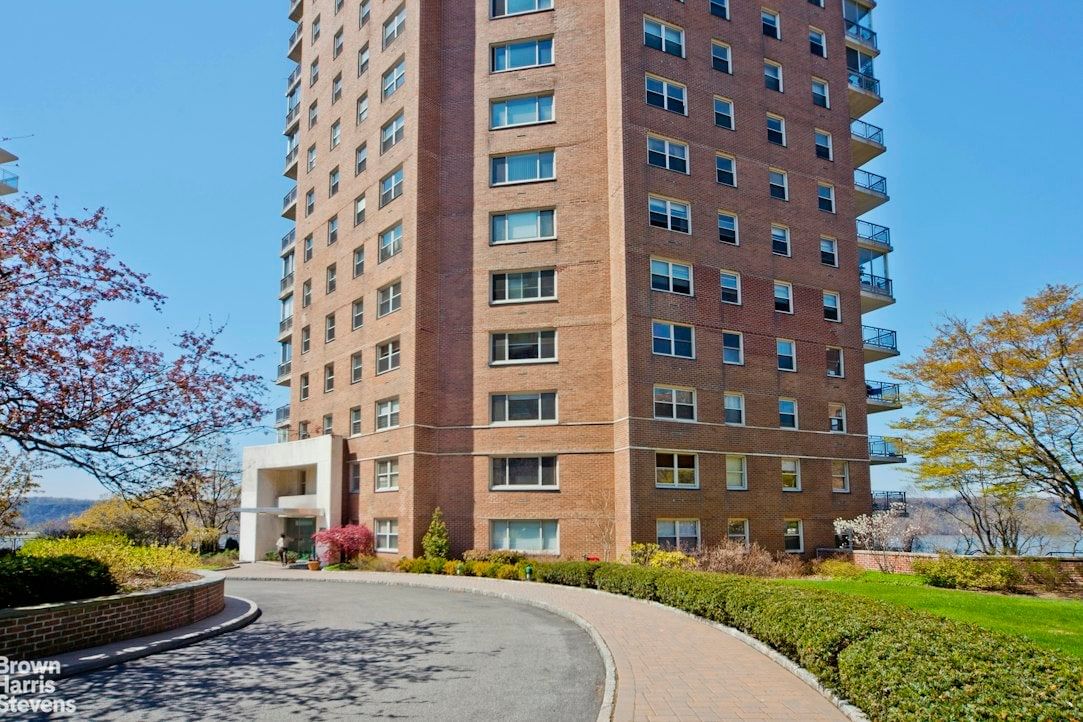 Real estate property located at 2621 PALISADE #1G, Bronx, Spuyten Duyvil, New York City, NY, US