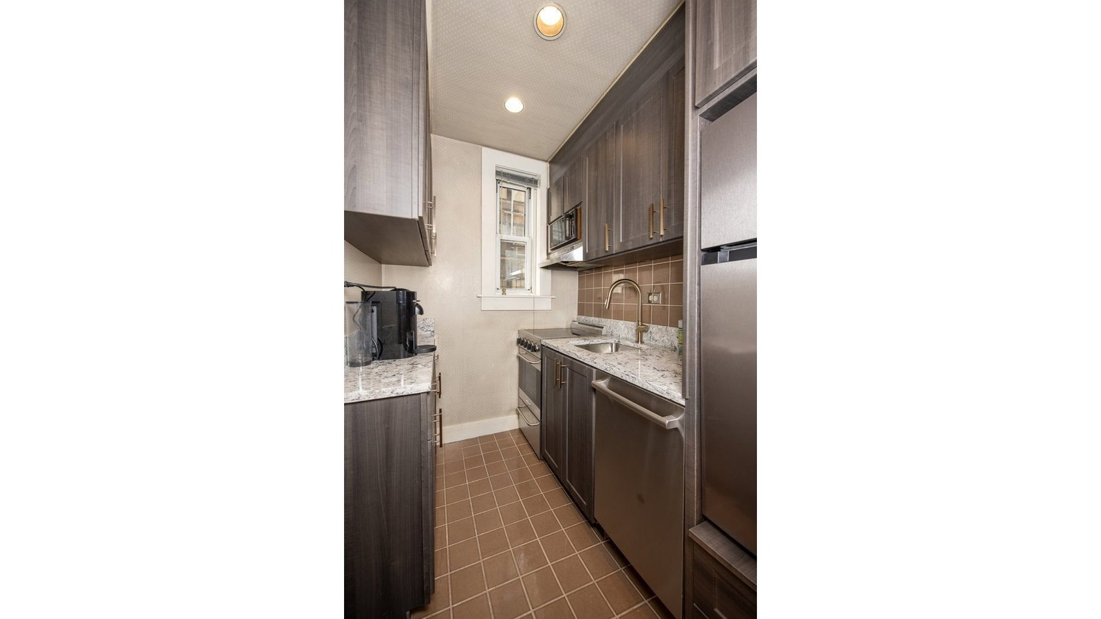 Real estate property located at 575 PARK #109, New York, Lenox Hill, New York City, NY, US
