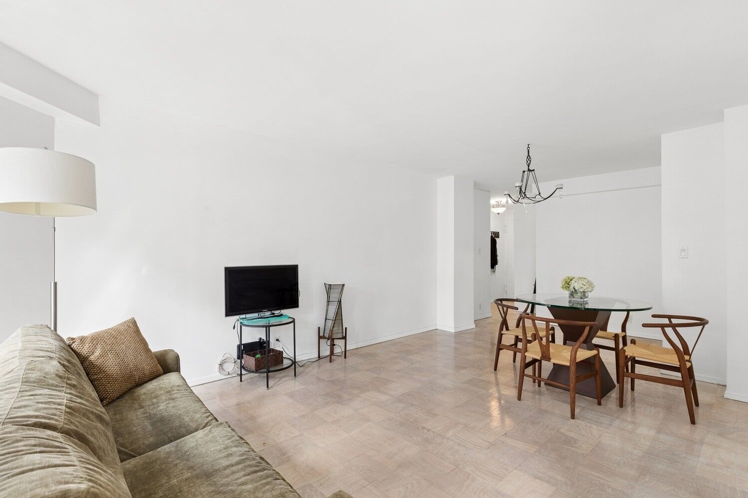 Real estate property located at 220 57TH #14B, New York, Sutton Place, New York City, NY, US