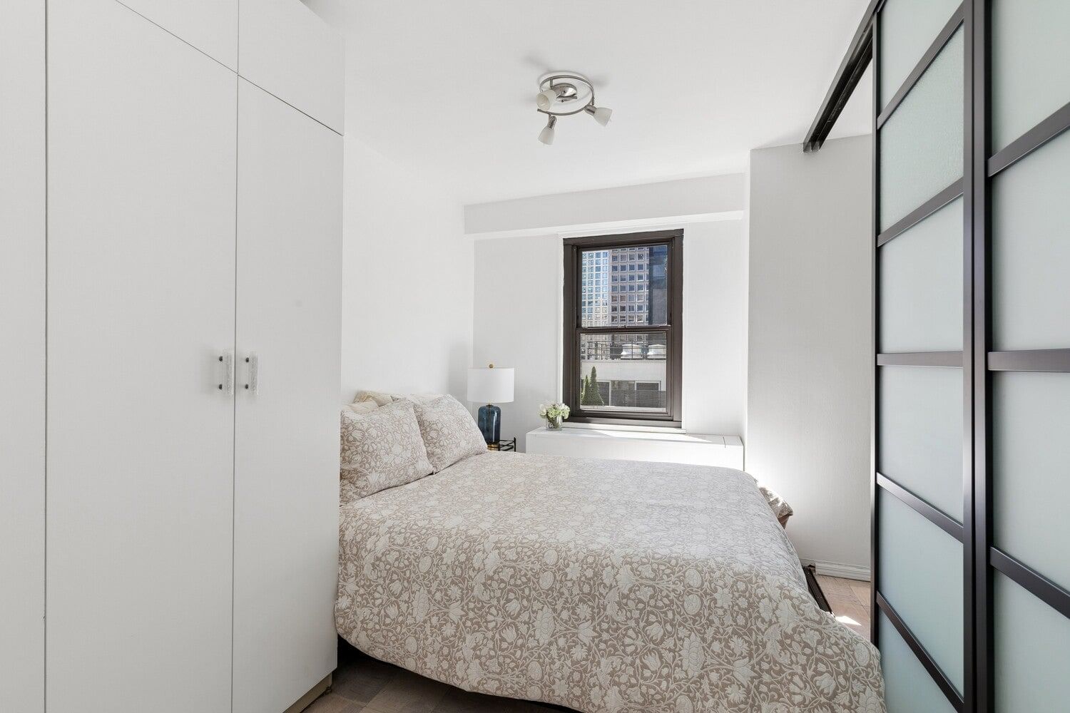 Real estate property located at 220 57TH #14B, New York, Sutton Place, New York City, NY, US