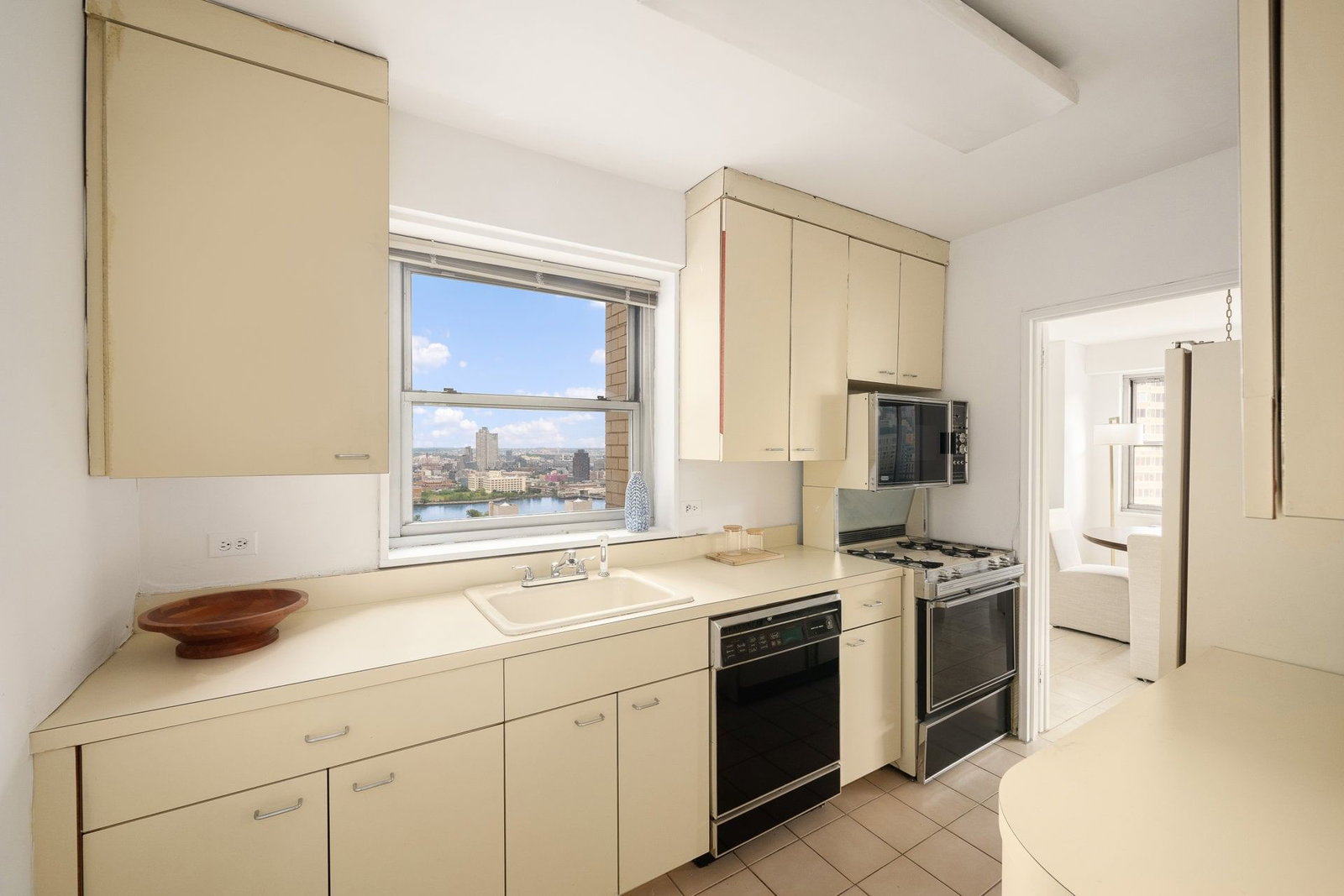 Real estate property located at 400 56TH #30P, New York, Sutton Place, New York City, NY, US